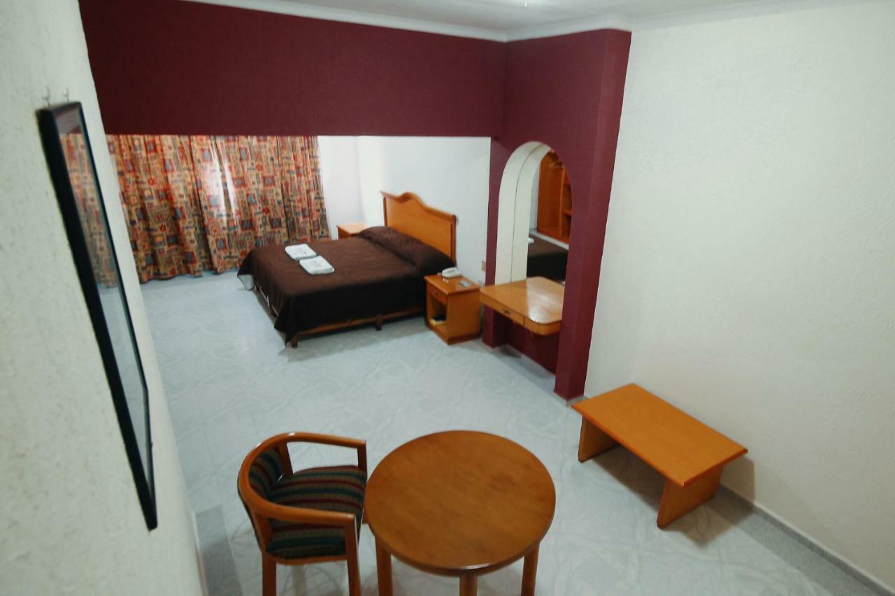 Hotel El Conquistador Monarca. Zitácuaro Zewnętrze zdjęcie