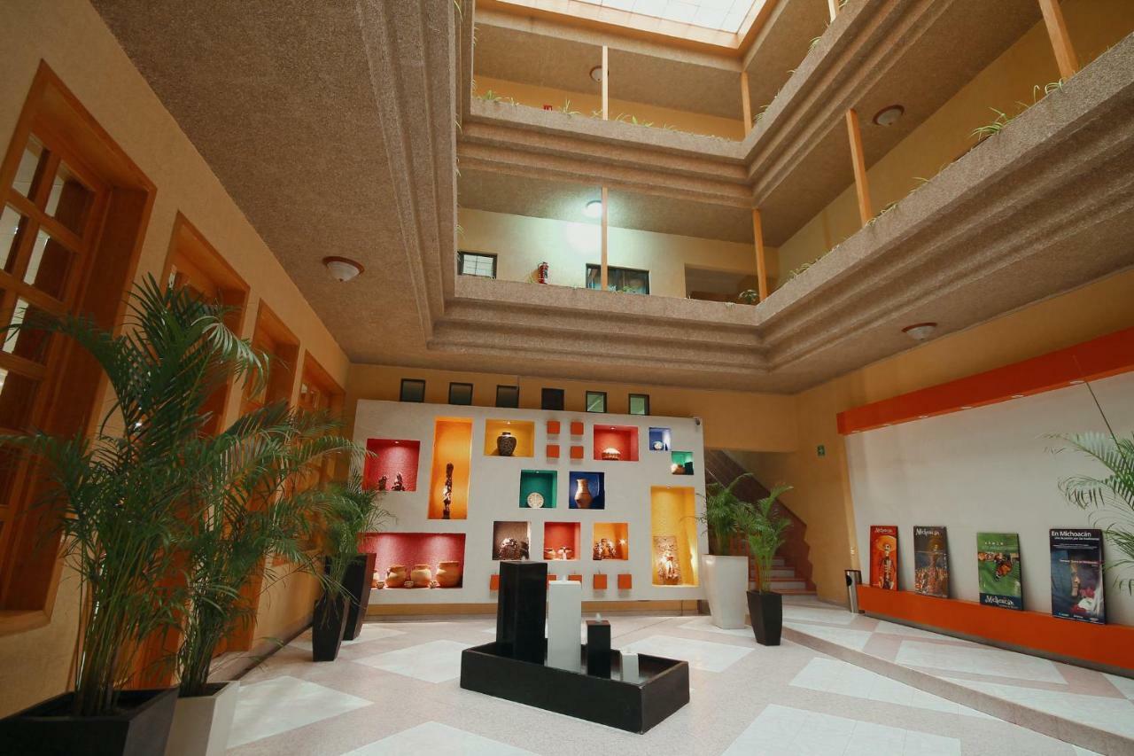 Hotel El Conquistador Monarca. Zitácuaro Zewnętrze zdjęcie