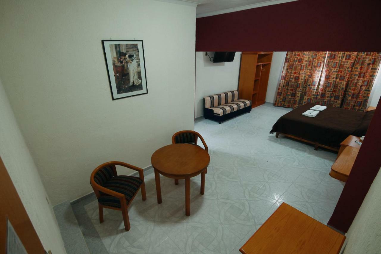 Hotel El Conquistador Monarca. Zitácuaro Zewnętrze zdjęcie