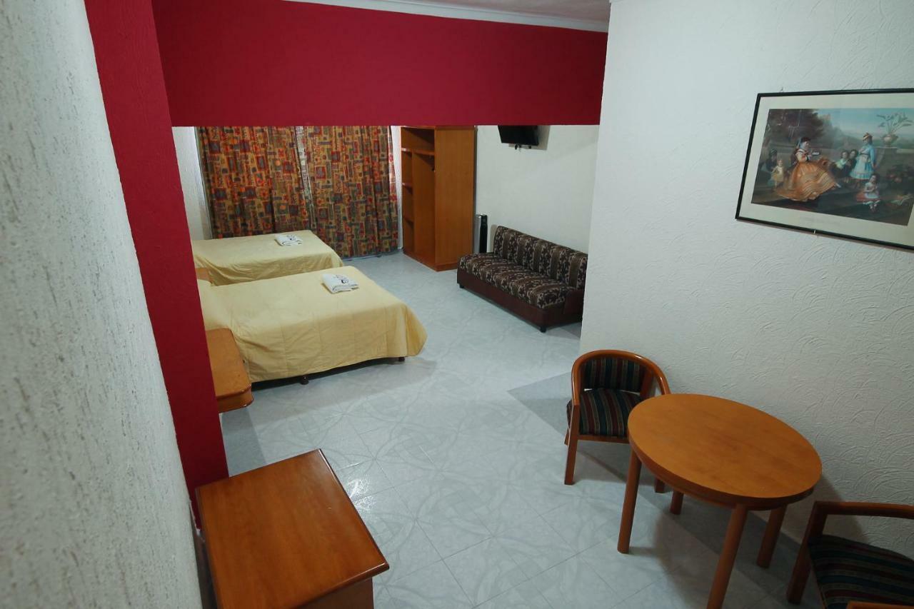 Hotel El Conquistador Monarca. Zitácuaro Zewnętrze zdjęcie