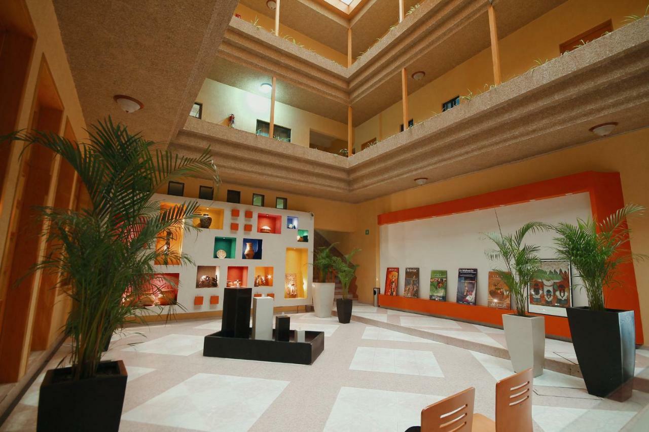 Hotel El Conquistador Monarca. Zitácuaro Zewnętrze zdjęcie